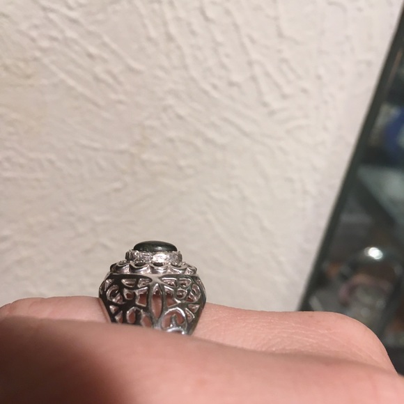 Black Star Sapphire Filagree Sterling Silver Ring - Picture 8 of 15